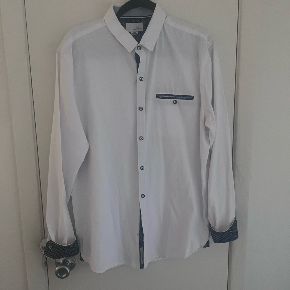 Elegant White Button-Down Shirt with Navy Accents